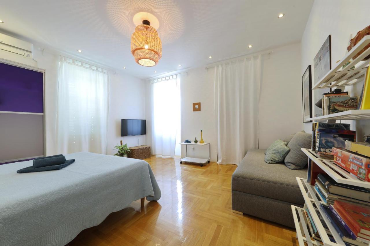 Lovely Rita'S Sibenik - Apartment City Center With Central Heating Buitenkant foto